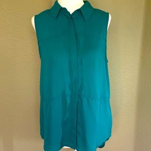 Target brand sleeveless shirt S/P. 100% polyester